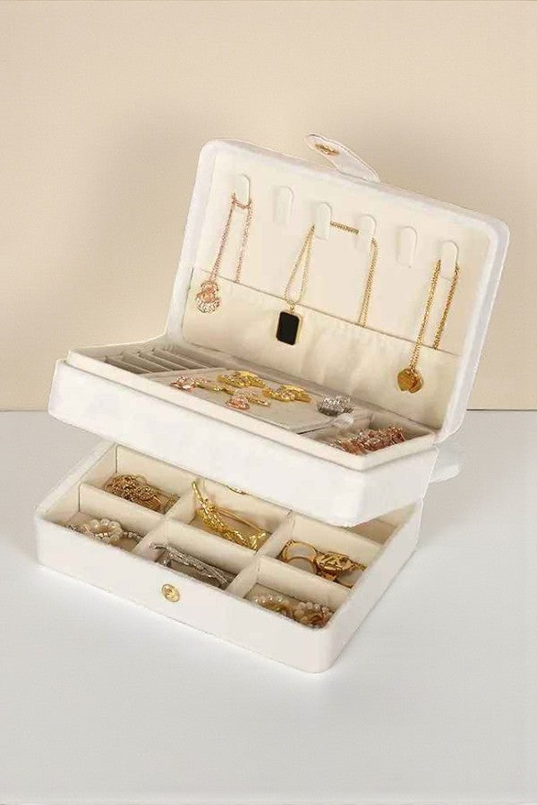 PREORDER Gracie Cream Velvet Jewelry Box