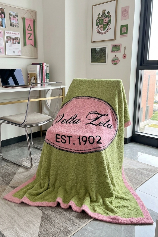 Delta Zeta Luxury Blanket