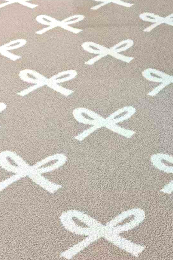 PREORDER Taupe and Cream Bow Luxury Blanket