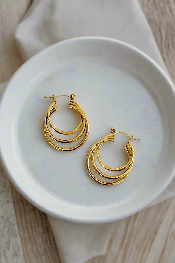 Natural Elements Triple Threat Gold Hoop